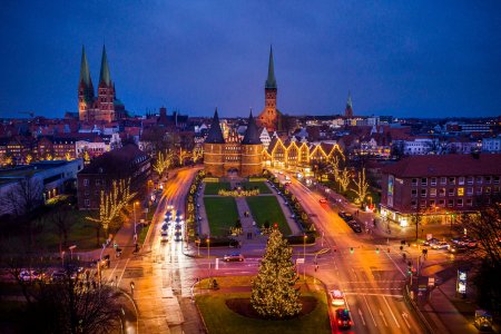 Holstentor Weihnachtsbeleuchtung