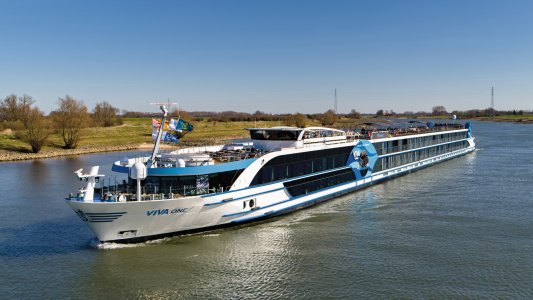 © VIVA Cruises