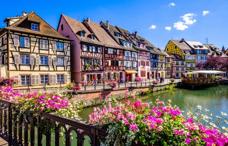 Altstadt mit historischen Fassaden in Colmar