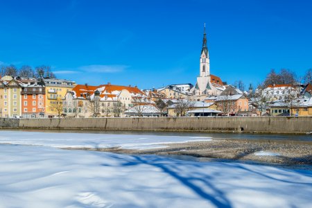 Blick auf Bad Tölz im Winter