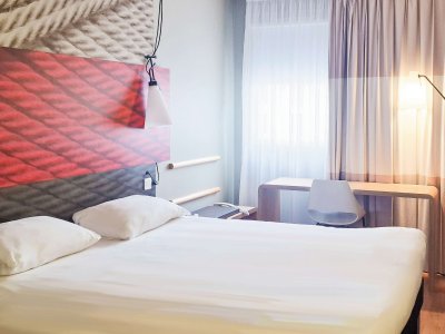 Ibis Hotel Dijon Centre Clemenceau