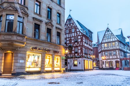 Beleuchtete Mainzer Altstadt