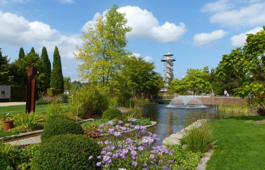 Aussichtsturm im Park der Gärten in Bad Zwischenahn © www.ostfriesland.travel 